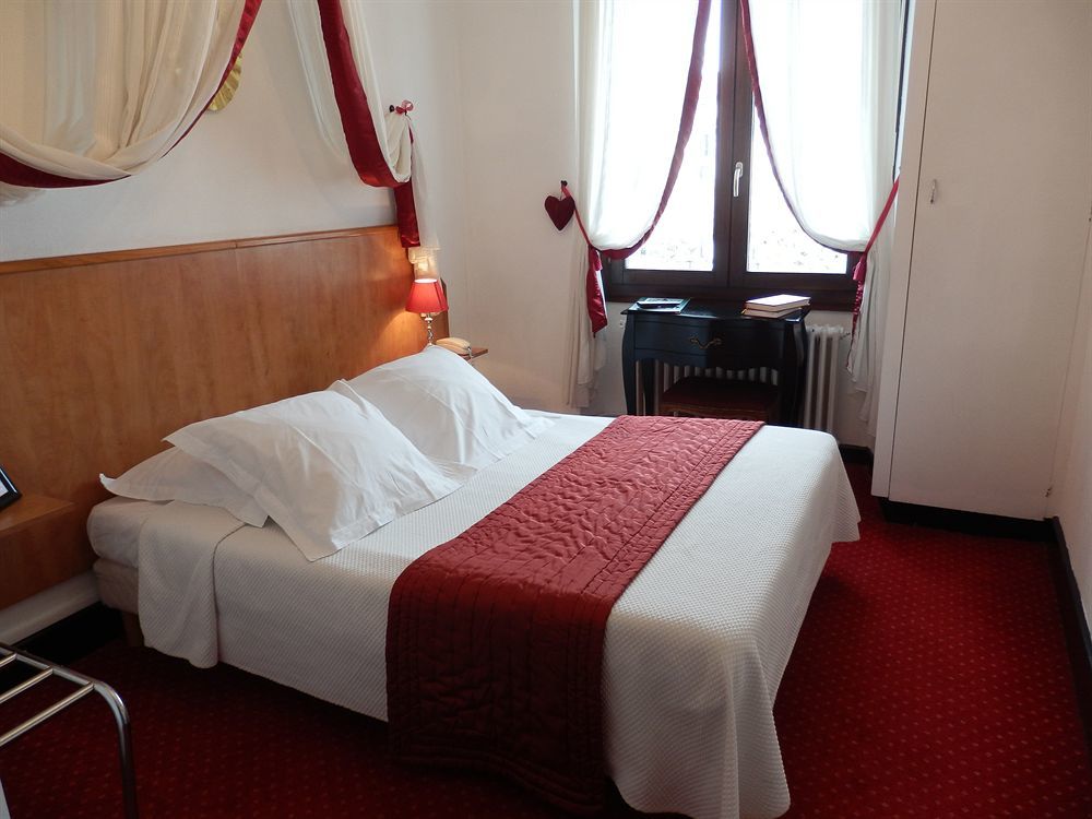 Le Comte Rouge Otel Thonon-les-Bains Dış mekan fotoğraf